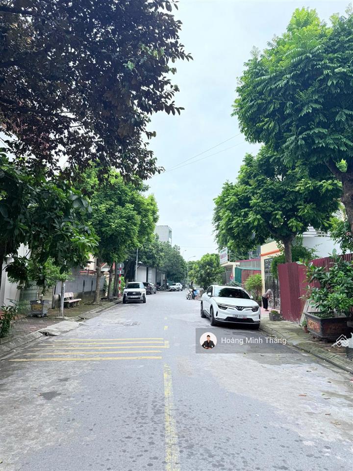 Bán nhà tđc đông dư 150m2, 2 tầng, lô góc, kinh doanh, vỉa hè