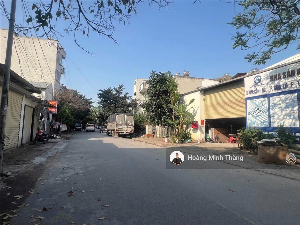 Bán nhà tđc đông dư 150m2, 2 tầng, lô góc, kinh doanh, vỉa hè