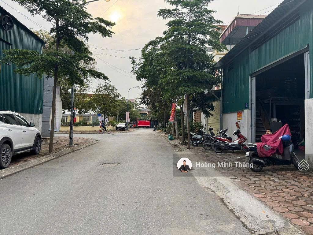 Bán nhà tđc đông dư 150m2, 2 tầng, lô góc, kinh doanh, vỉa hè