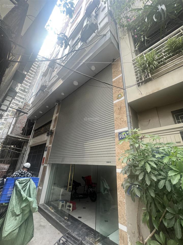Gấp  hạ chào 2 tỷ còn 10,8 tỷ  50m2  6 tầng  thang máy  cho thuê 40tr/ tháng  ngay hồ đền lừ