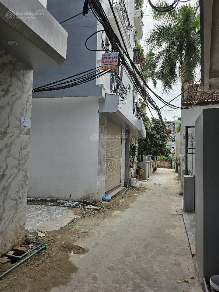 Bán nhà phố phúc lợi  mới toanh chìa khoá trao tay  giá mềm nhất khu vực. xe 5 tạ đỗ cửa.