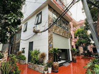 E vay ngâb hàng cần bán nhanh nhà mới 90%, lô góc thoáng, giá mềm.