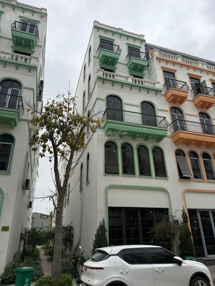 Bán nhanh liền kề shophouse sky garden giá 3 tỷ 980,  0981 693