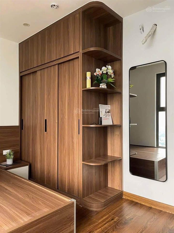 Bán nhanh căn 2 ngủ full đồ giá 1 tỉ 8  0981 693 ***