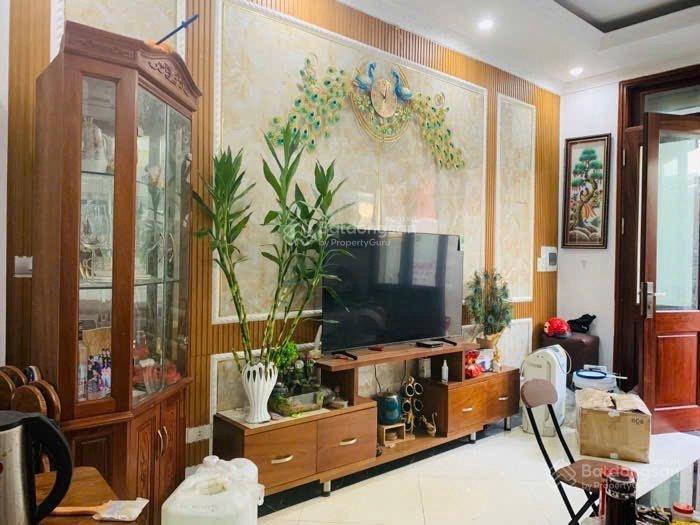 Bán nhà phố đại từ  hoàng mai 35m x 5tầng , cách 1 nhà ra mặt phố , đầy đủ tiện ích