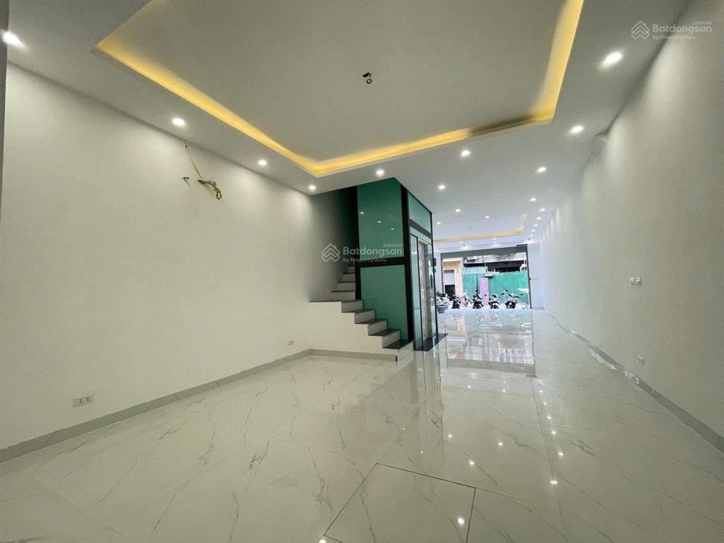 Liền kề kđt văn khê hà đông 83m xây dựng 5tầng , vỉa hè , thang máy , kinh doanh , dòng tiền ổn