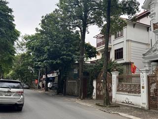 Nhà dân xây chắc chắn, thiết kế hiện đại đầy đủ công năng, ngõ ô tô thông linh đàm  bằng liệt
