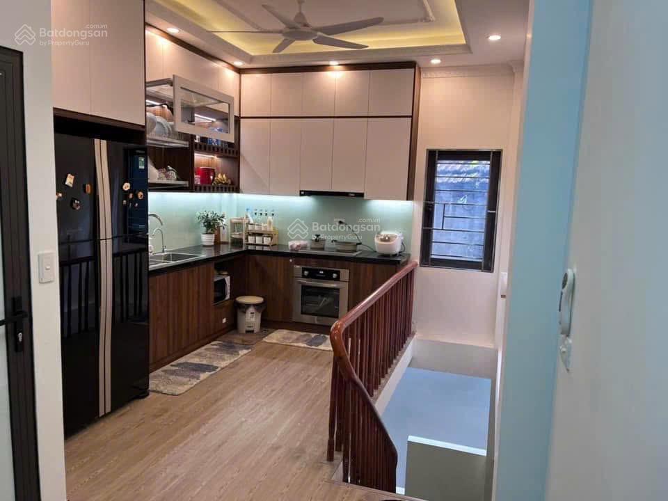 Bán nhà mặt phố định công, vành đai 2,5, hoàng mai 100m2 x mt 5,5m, kinh doanh sầm uất