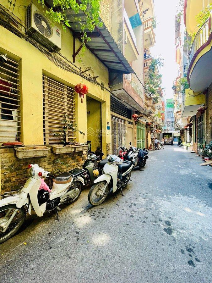 Phân lô ô tô vào nhà, trung tâm quận hà đông, vài bước chân ra mặt phố tô hiệu 68m x mt5m