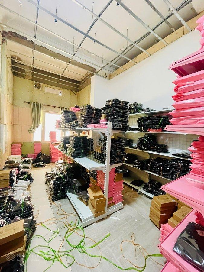 Phân lô ô tô vào nhà, trung tâm quận hà đông, vài bước chân ra mặt phố tô hiệu 68m x mt5m