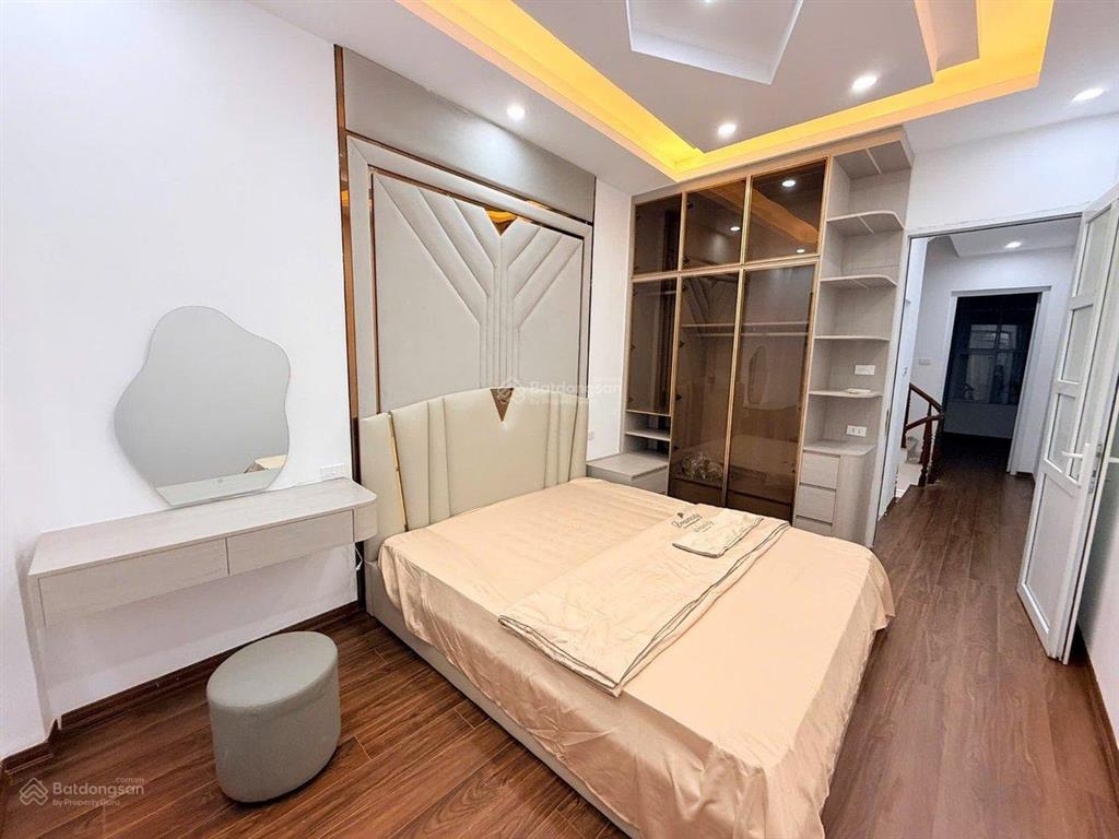 Nhà gần vành đai 2.5  định công thượng 45m2 x 5 tầng, ô tô vào nhà, kinh doanh