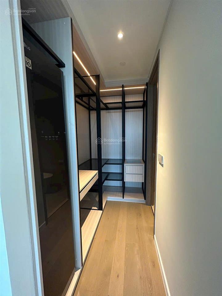 Bán căn hộ the opera residence, giá cực chất 34 tỷ, 77 m2, tầng cao view trực sông bitexco q1