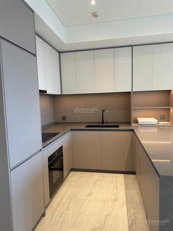 Bán căn hộ the opera residence, giá cực chất 34 tỷ, 77 m2, tầng cao view trực sông bitexco q1