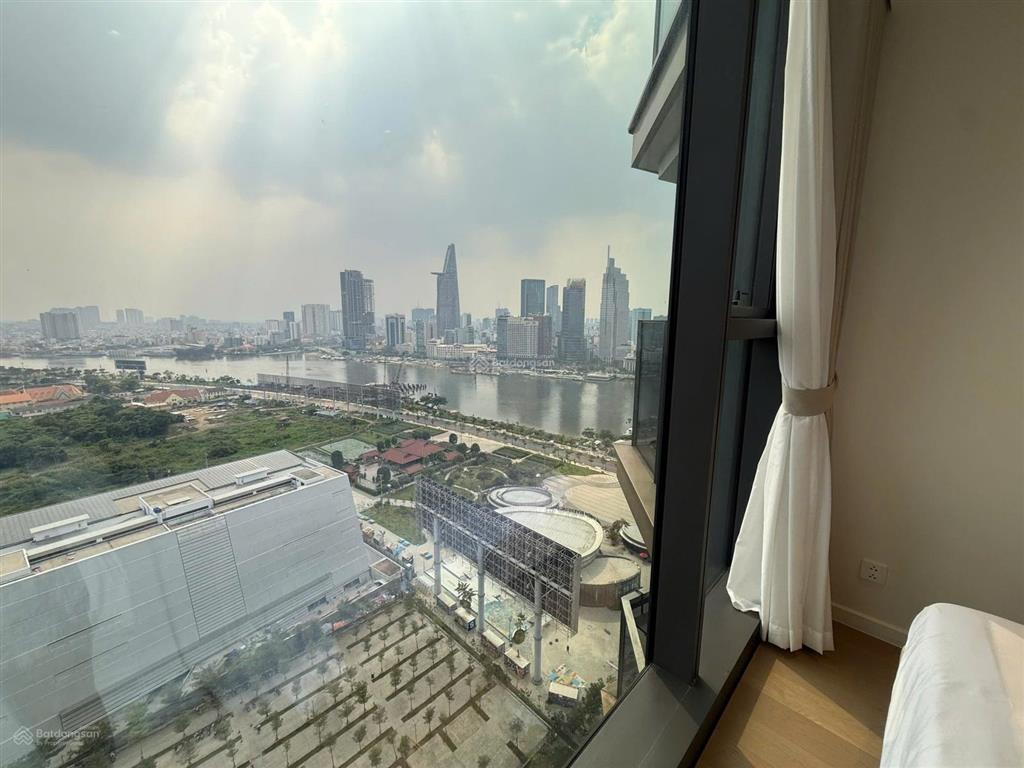 Bán ch 70m2 tại the opera residence, 34,8 tỷ, 2pn, 2wc