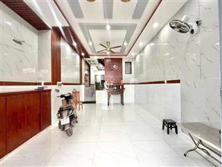 Ngay khu aeon mall tên lửa  tỉnh lộ 10  ngang 4.5m x 17m  hẻm xe tải, sát mặt tiền  3 phòng ngủ