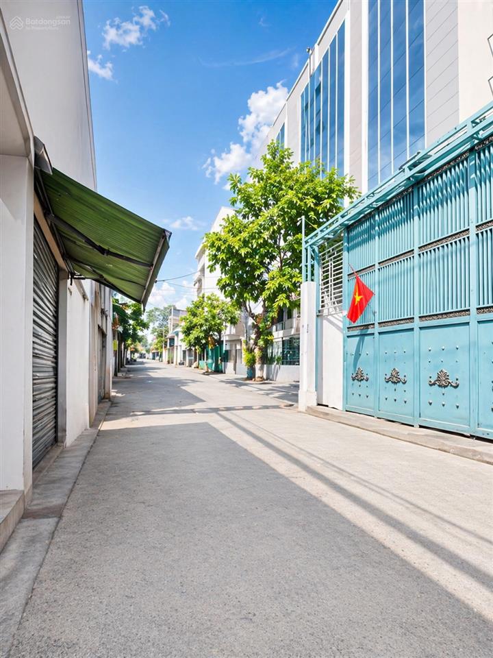 Chỉ 6 tỷ 6  2 tầng mặt tiền kinh doanh khu tên lửa  5 phòng cho thuê 15 triệu/tháng  đường 9m