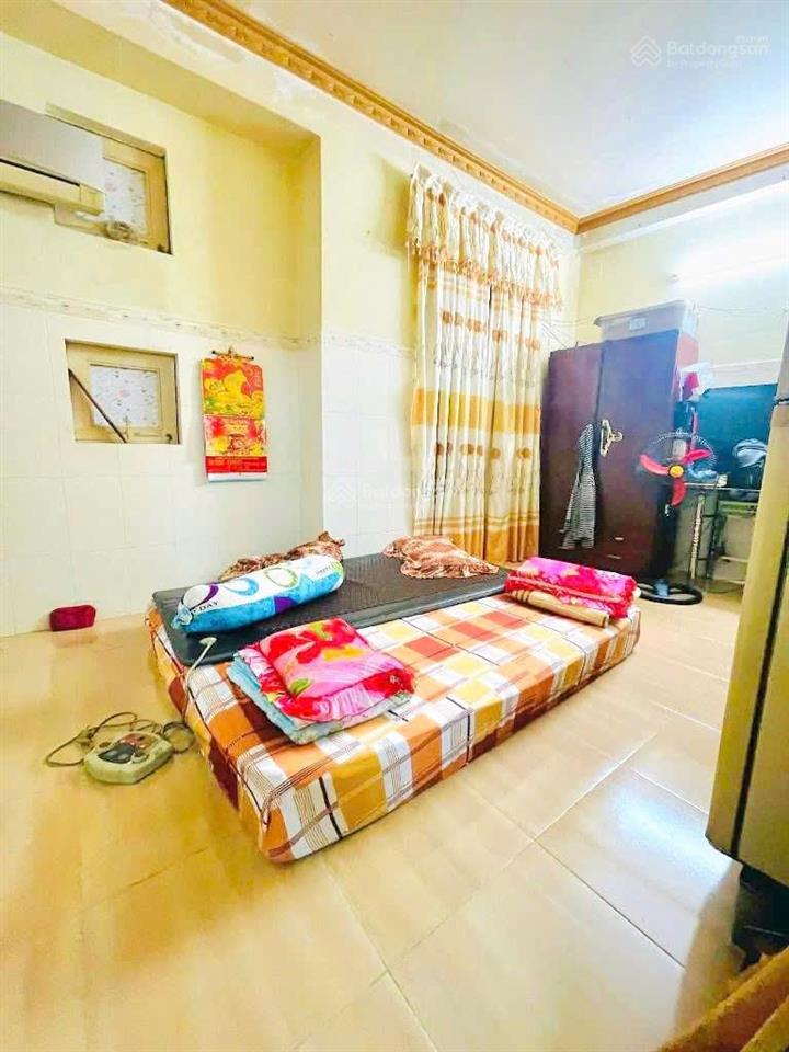 Nhà 4 tầng  gần chợ bình tiên  ngang lớn 5m  hẻm xe tải 5m  1 sẹc thẳng tắp  tiện cải tạo mới
