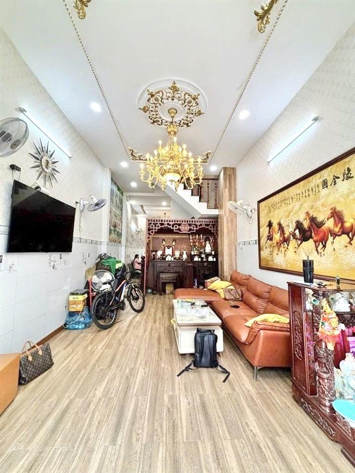 Chỉ 5.99 tỷ  5 tầng  hẻm 6m khu phân lô  mã lò, tỉnh lộ 10, giáp quận 6  7 phòng ngủ