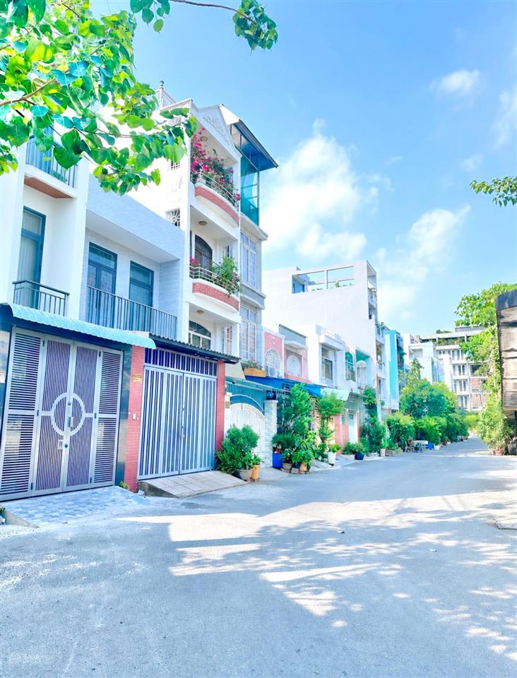 Bán nhà đường 8m thông kinh doanh  gần kdc nam hùng vương  trung tâm an lạc  75m² (4x18m)