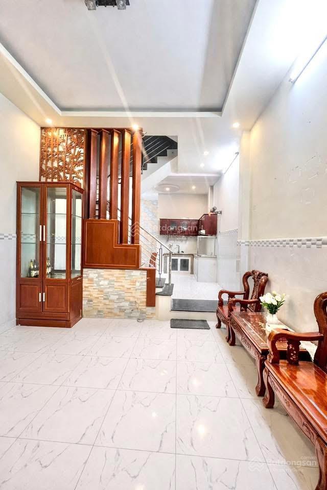Chỉ 6,9 tỷ  ngay chung cư moonlight  tên lửa  đường số 7  mặt tiền 8m có lề  gần công viên