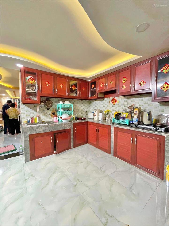 Chỉ 7.8 tỷ  mặt tiền nội bộ đường chợ lớn  bình phú  4x17m  đối diện công viên  sơn mới ở ngay