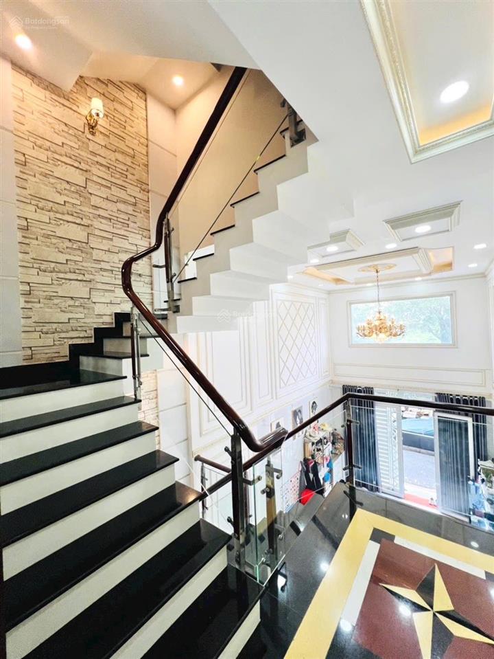 Chỉ 6,9 tỷ  siêu phẩm 5 tầng  an dương vương  an lạc  view công viên  60m2