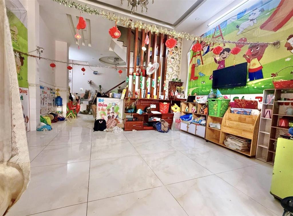 Chỉ 6.6 tỷ  4 tầng  gần tỉnh lộ 10  tên lửa  4.9m x 12m  đường kinh doanh 10m thông