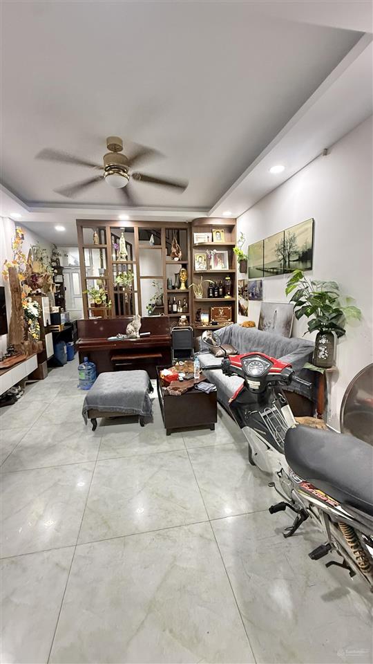 Chỉ 5 tỷ 5  nhà 4 tầng  lê văn quới  gò xoài  50m2  hẻm xe hơi thông