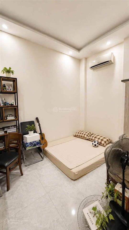 Chỉ 5 tỷ 5  nhà 4 tầng  lê văn quới  gò xoài  50m2  hẻm xe hơi thông