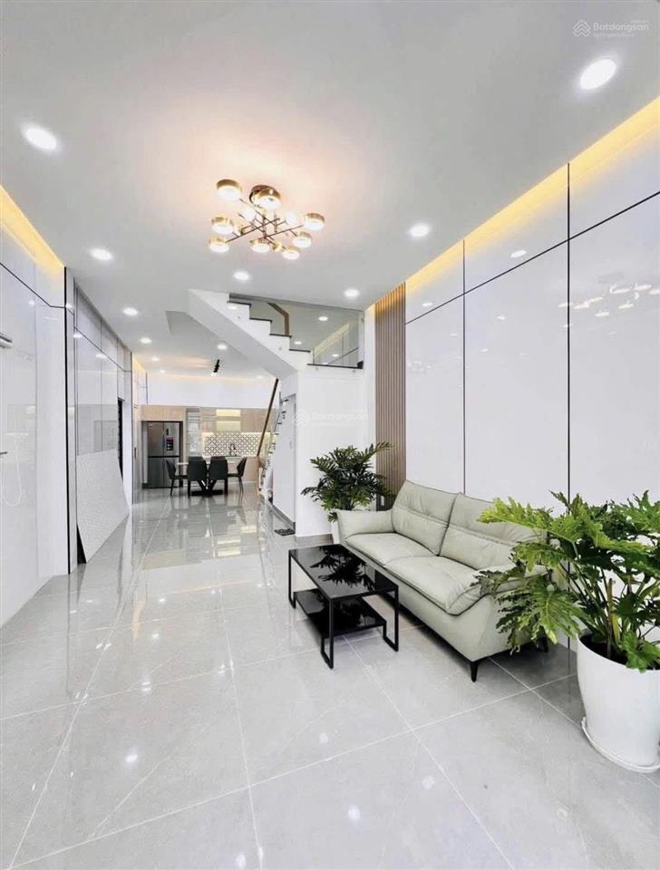 Mặt tiền kinh doanh  hòa bình  tô hiệu  đầm sen  4 tầng / 56m2  chỉ 8 tỷ 59