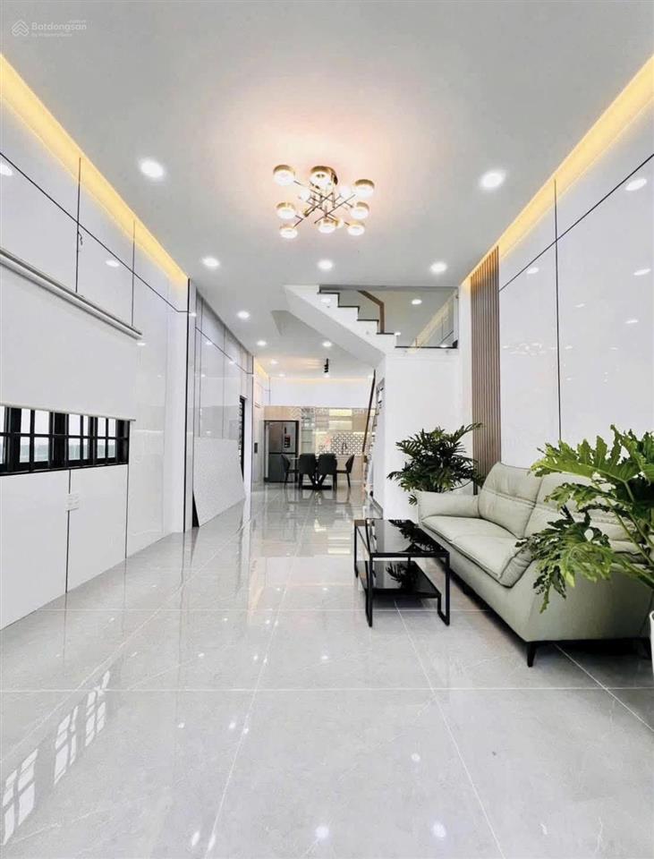 Mặt tiền kinh doanh  hòa bình  tô hiệu  đầm sen  4 tầng / 56m2  chỉ 8 tỷ 59
