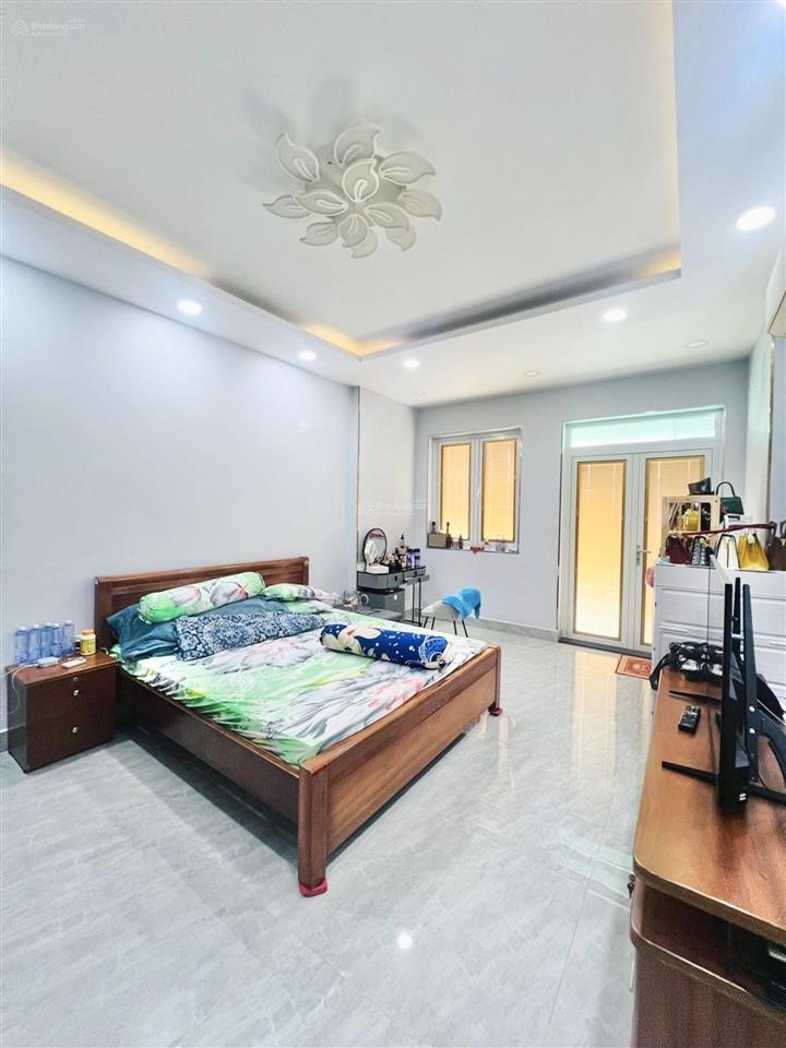 Giảm còn 7 tỷ 9  mặt tiền nội bộ tên lửa  4x19m  3 tầng đúc  giáp quận 6  đường 10m có lề
