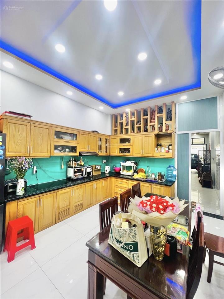 Giảm còn 7 tỷ 9  mặt tiền nội bộ tên lửa  4x19m  3 tầng đúc  giáp quận 6  đường 10m có lề