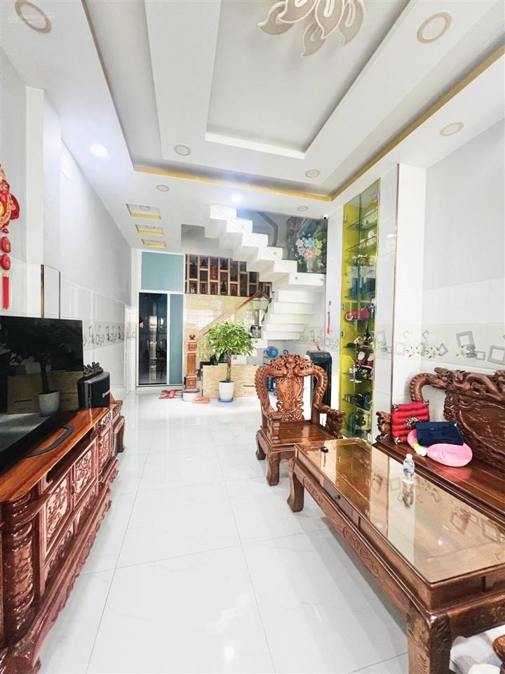 Giảm còn 7 tỷ 9  mặt tiền nội bộ tên lửa  4x19m  3 tầng đúc  giáp quận 6  đường 10m có lề