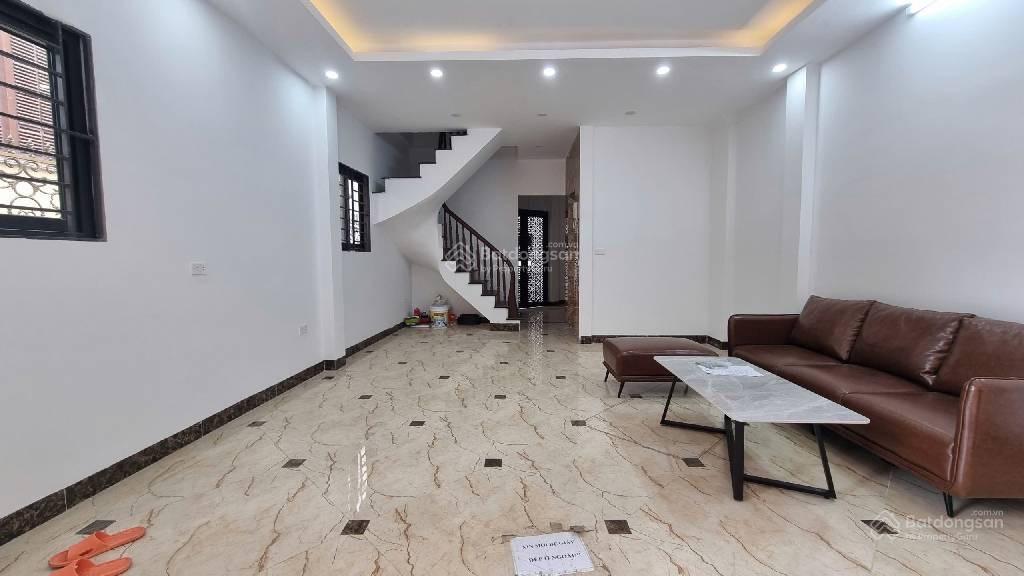 Hoàng quốc việt  cầu giấy | lô góc phân lô ô tô tránh  dt 57m2  mặt tiền 6m  giá quanh 20 tỷ
