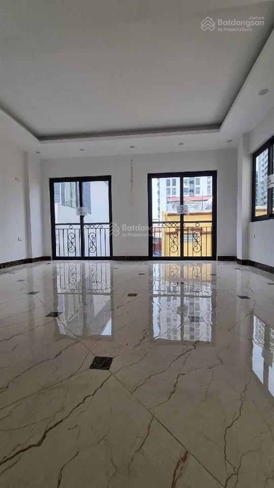 Hoàng quốc việt  cầu giấy | lô góc phân lô ô tô tránh  dt 57m2  mặt tiền 6m  giá quanh 20 tỷ