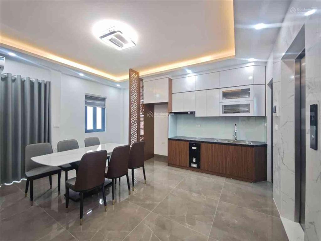 Bán nhà mới 7 tầng thang máy đường cầu giấy gần bảo tín minh châu, sổ đỏ chính chủ quanh 10 tỷ