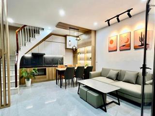 Nhà dương quảng hàm thông ngõ 68 cầu giấy 50m2 mt rộng, 11 tỷ  sổ đẹp vài bước chân ra hồ quận uỷ