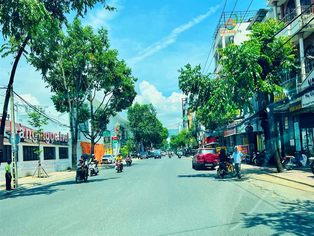 Bán nhà mặt tiền đường nguyễn thị minh khai giá tốt nhất khu vực chỉ 145tr/m