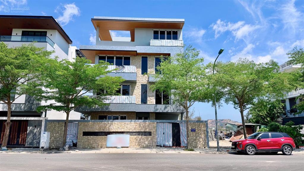 Nhà biệt thự 300m2 ngang 15m kđt an bình tân  kề bên sun charmora city