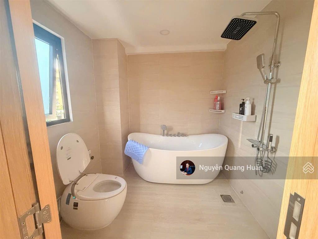 Siêu hiếm căn góc 7 tầng gần biển ngay trung tâm tp. nha trang giá 63 tỷ