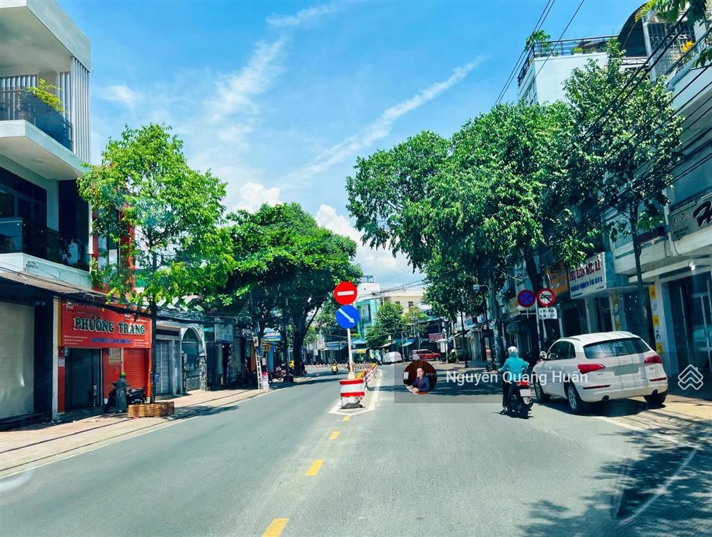 Bán nhà mặt tiền nguyễn thị minh khai 107,8m2 ngang 7,4m có sẵn hđ thuê dòng tiền ổn định