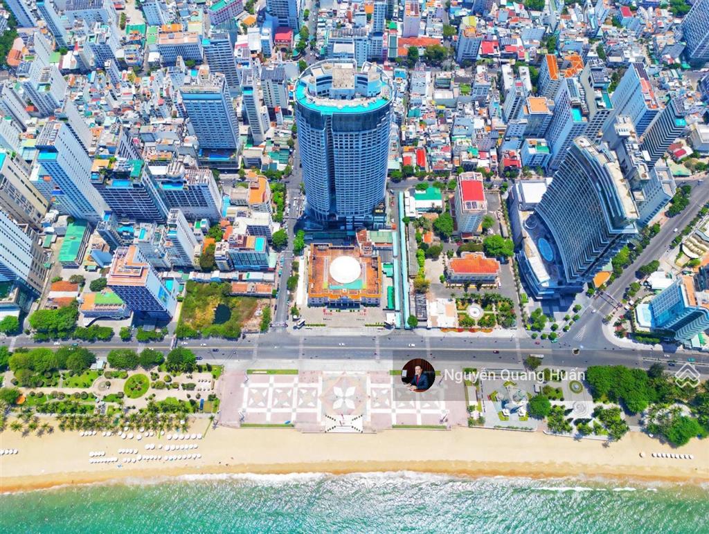 Bán nhà mặt tiền nguyễn thị minh khai 107,8m2 ngang 7,4m có sẵn hđ thuê dòng tiền ổn định