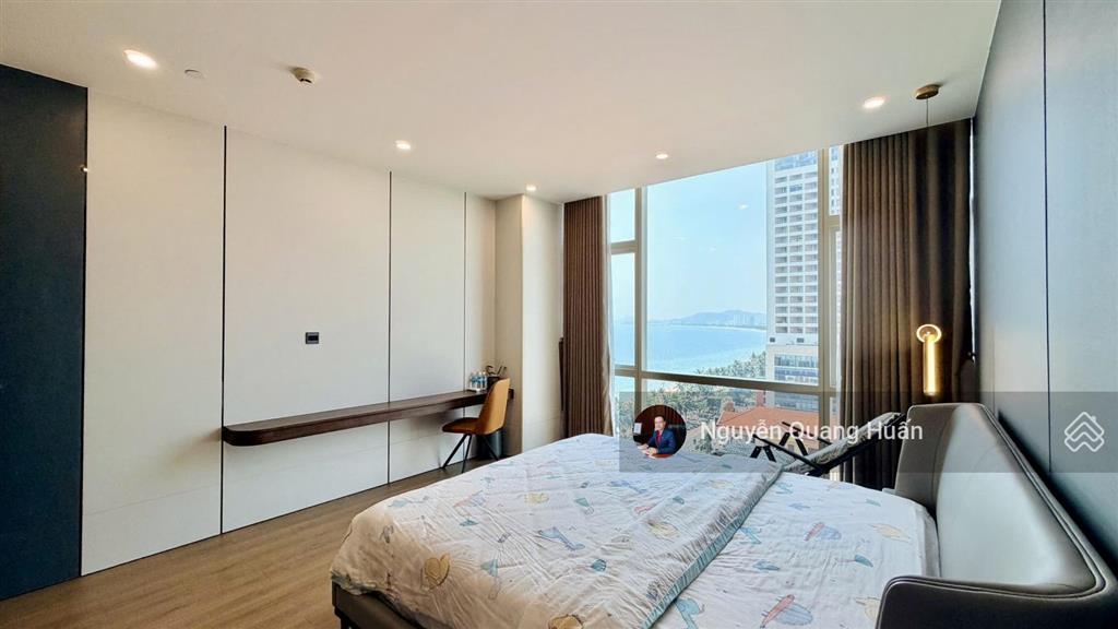 Căn góc 3 phòng ngủ nha trang center, trực diện biển trần phú 18 tỷ