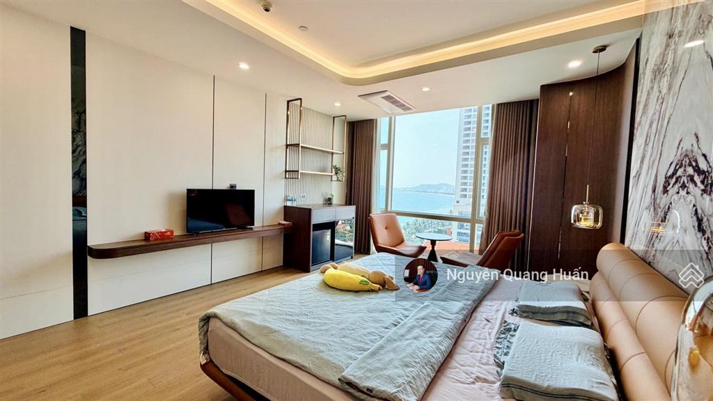 Căn góc 3 phòng ngủ nha trang center, trực diện biển trần phú 18 tỷ