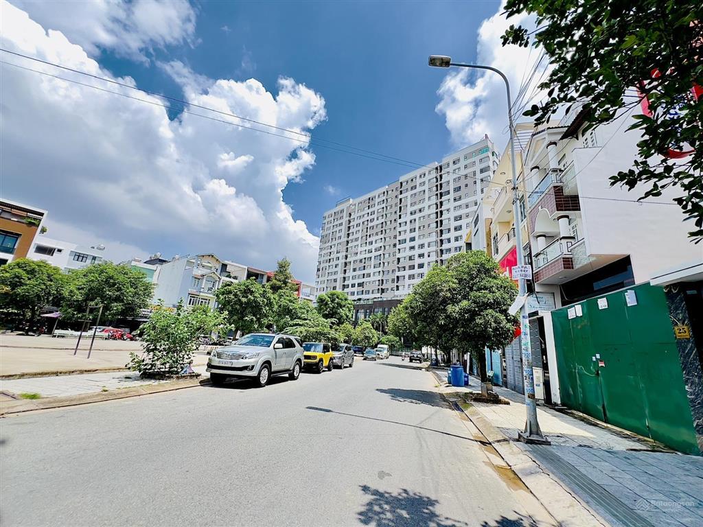 Giá có 102 tại khu vựclô đất kdc arecođào trinh nhất p.thủ đứcsát phạm văn đồng112m2
