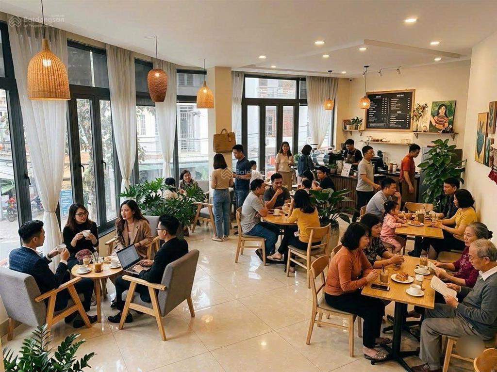 Giảm mạnh 2 tỷtòa 4 tầng góc 3 mặt tiền nổi bậtngay hoàng diệu 2, linh trung, 150m2ngang 12m