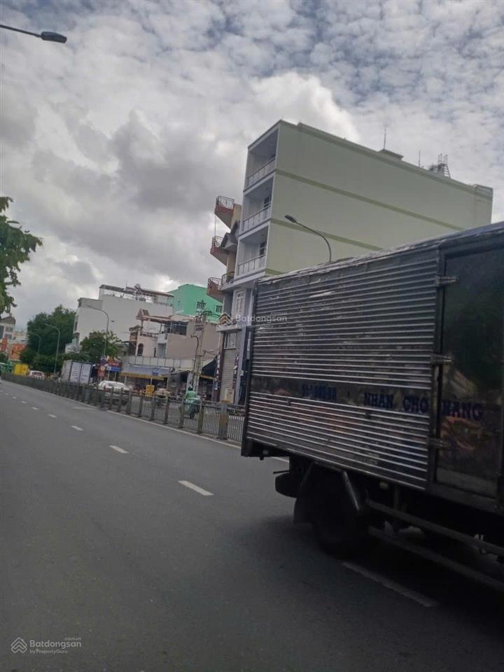 Góc 2 mặt tiền bùi thị xuân và tôn thất tùng 12x24m, kết cấu 2 tầng, hđt 500th, giá 300 tỷ