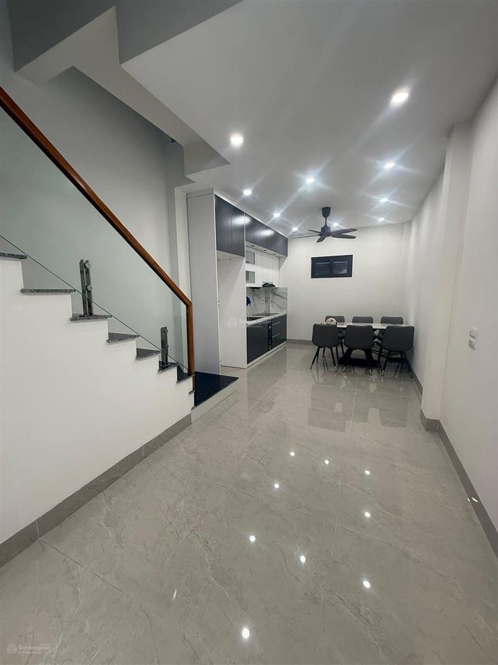Siêu phẩm lô góc giá tốt 5 tầng 51m2 tại vũ xuân thiều, 8,3 tỷ, chính chủ uy tín