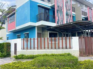 Căn góc 3 tầng sổ sẳn view công viên